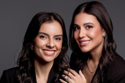 Dra. Belisa Müller e Dra. Luíze Bettanzo reforçam a necessidade de abordar a saúde anal de maneira leve, acessível e sem preconceitos.