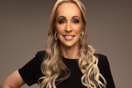 Raquel Mendes é ex-servidora pública e criou um método de educação financeira a partir de sua própria experiência.