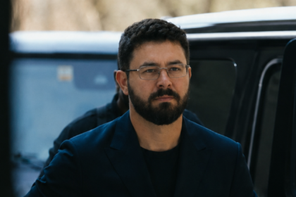 Leo Bentier investe em Operadores Financeiros Independentes para serem representantes de clientes, não apenas vendedores de produtos.
