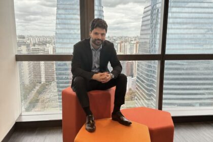 Simões Pires projeta R$1 bi em faturamento até 2030 com modelo AI-First e consolida sua posição nas áreas de consultoria tributária e empresarial, inovação e fomento, logística e comércio exterior.