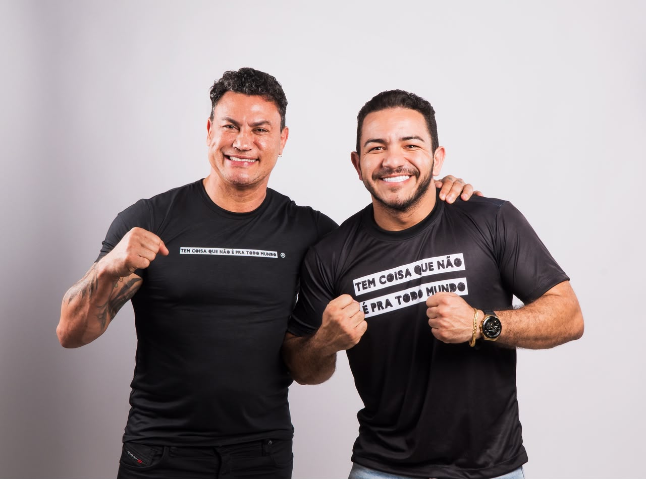 Acelino "Popó" Freitas e Lucas Pontes, fundador da Autocred Nacional.